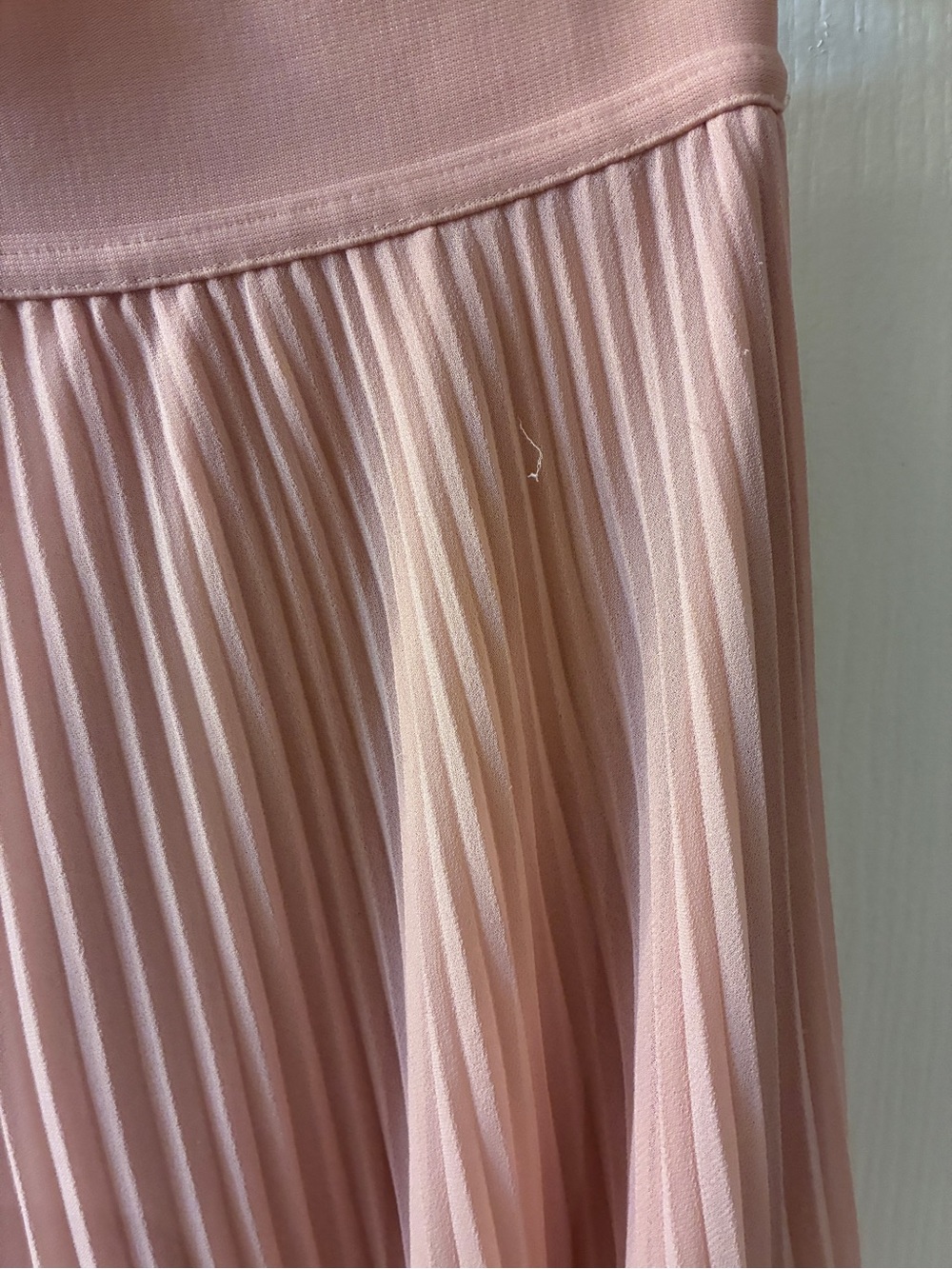 Wilfred Pleated Midi Skirt - Picture 5 of 8